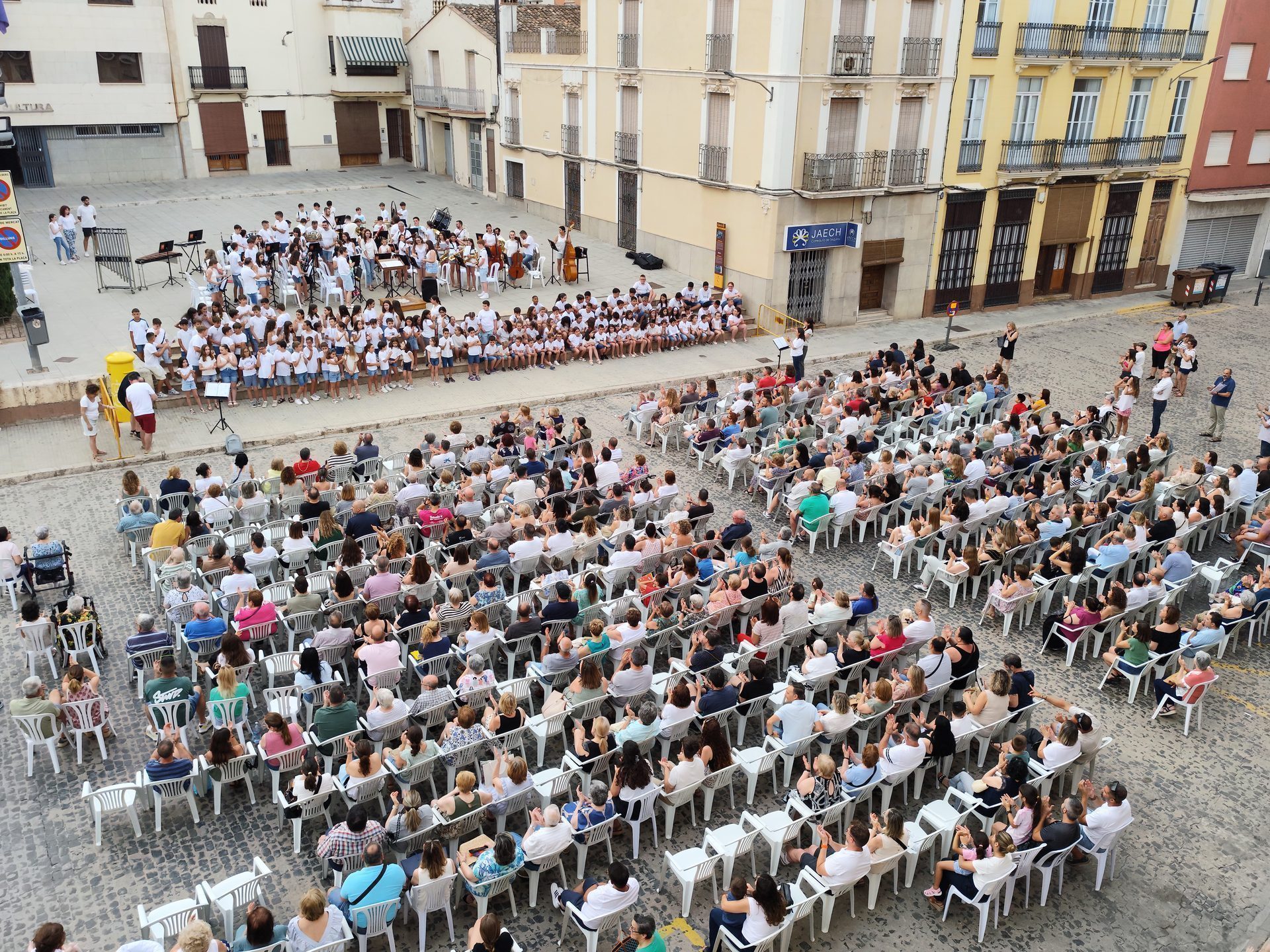 Banda Jove — vista ampla