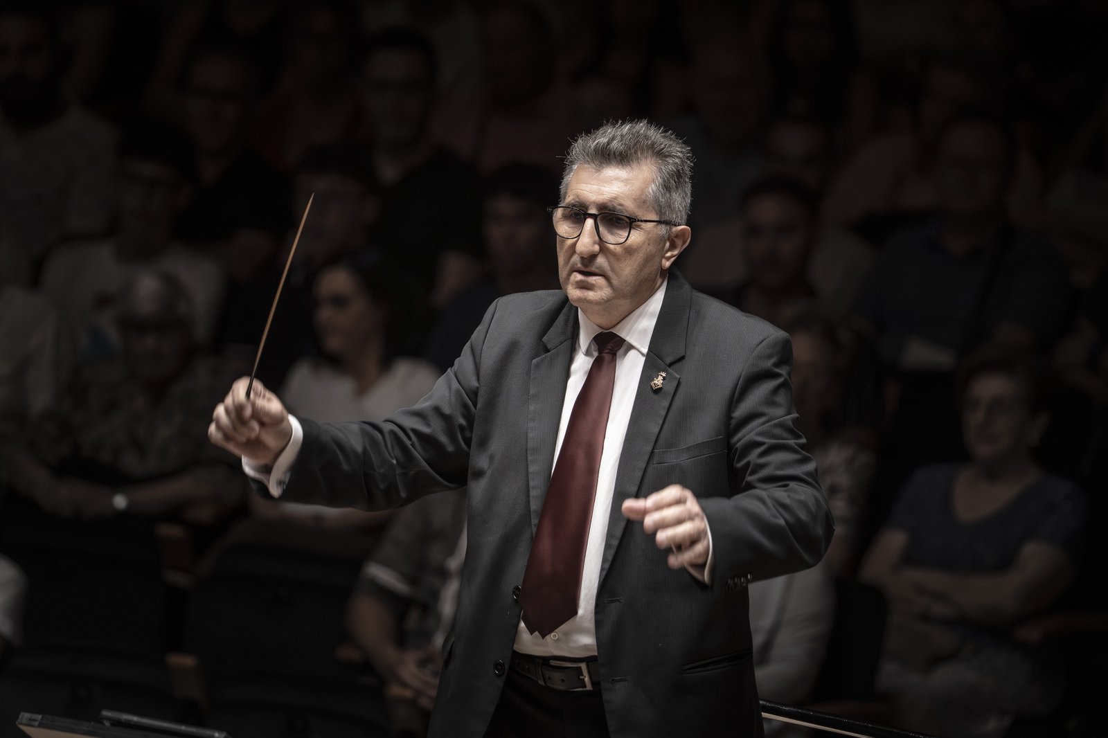 Daniel Ferrero Silvage dirigint la Banda